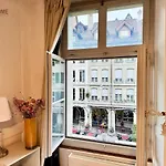 Traditional Old Town In Perfect Location Berno