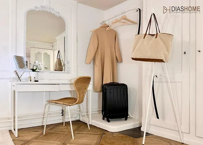 Traditional Old Town In Perfect Location Apartament Berno