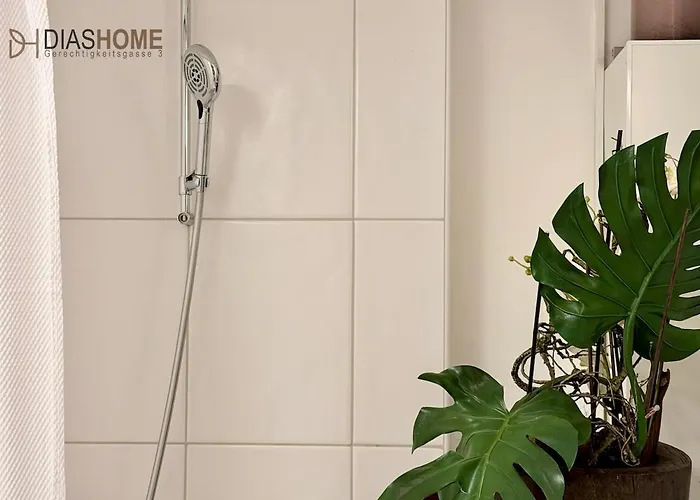 Traditional Old Town In Perfect Location Apartament *