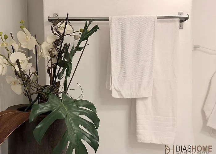 Traditional Old Town In Perfect Location Apartament *