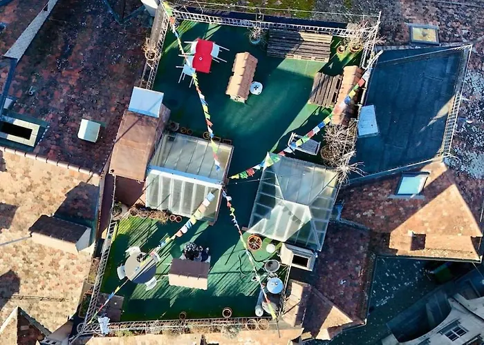 Traditional Old Town In Perfect Location Apartament *