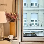 Traditional Old Town In Perfect Location * Bern